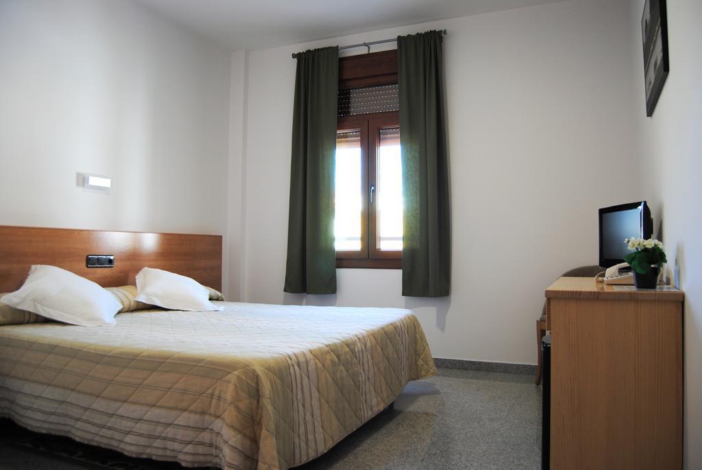 Hotel Albanta Ла-Лантехуэла Номер фото